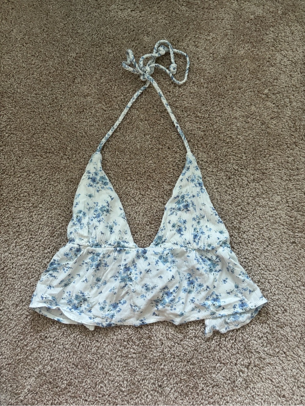 Garage halter tie top